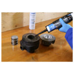 Gasket_Maker_310ml_black_example1_Weicon